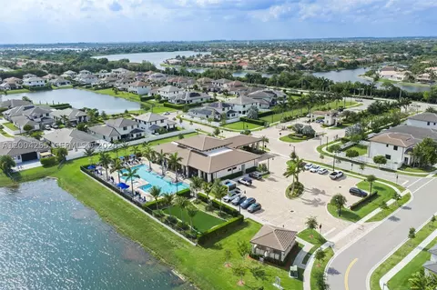 View/Area - 4366 SW 174th Ave, Miramar, FL 33029 photo 2 of 8