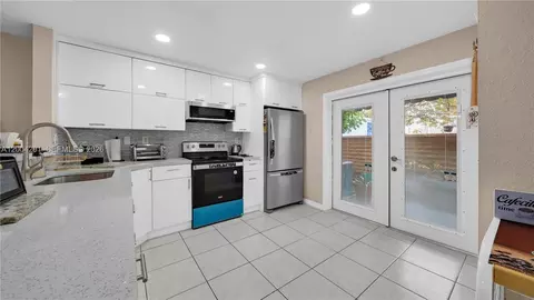 120 E 5th St #2, Hialeah, FL 33010 photo 11