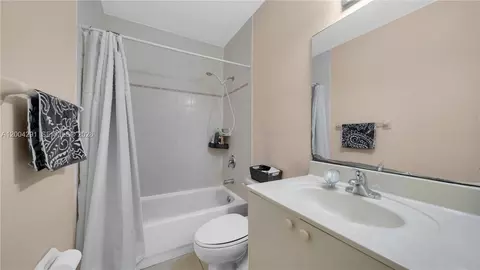 120 E 5th St #2, Hialeah, FL 33010 photo 28