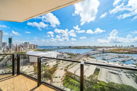398 NE 5th St #1809, Miami, FL 33132