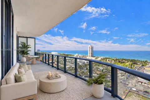 580 72nd St #1702, Miami Beach, FL 33141