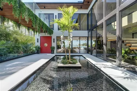 857 N Shore Dr, Miami Beach, FL 33141