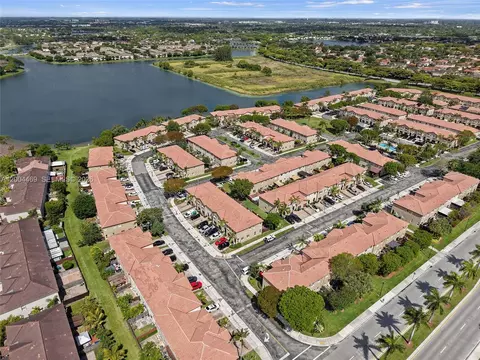 View/Area - 22251 SW 88th Path, Cutler Bay, FL 33190 photo 4 of 8