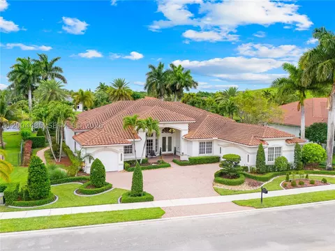 14857 SW 38th St, Davie, FL 33331