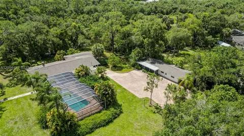 18220 Elmwood, Alva, FL 33920