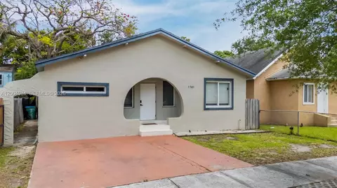 1741 NW 44th St, Miami, FL 33142
