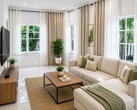 750 Pennsylvania Ave #1, Miami Beach, FL 33139