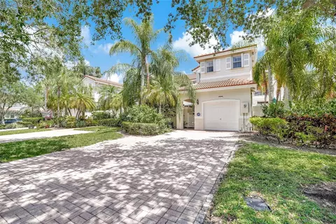 Undisclosed, Hollywood, FL 33019