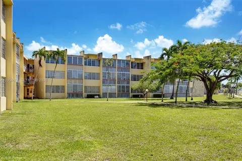 1551 NE Miami Gardens Dr #322, Miami, FL 33179