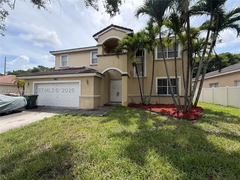 2329 NW 184th Ter, Pembroke Pines, FL 33029