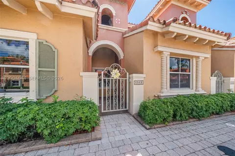 4948 Tradewinds Ter #504, Fort Lauderdale, FL 33312