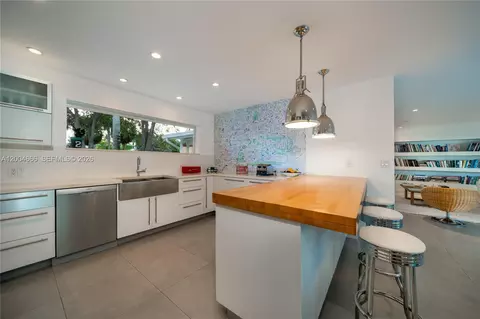 861 Harbor Dr, Key Biscayne, FL 33149 photo 9