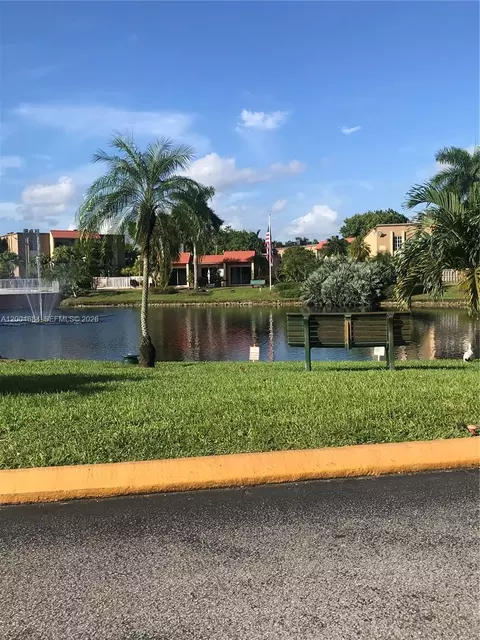 5112 NW 79 Ave #201, Doral, FL 33166