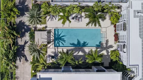 2401 NE 65th St #205, Fort Lauderdale, FL 33308