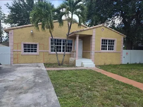 3001 NW 170th St, Miami Gardens, FL 33056