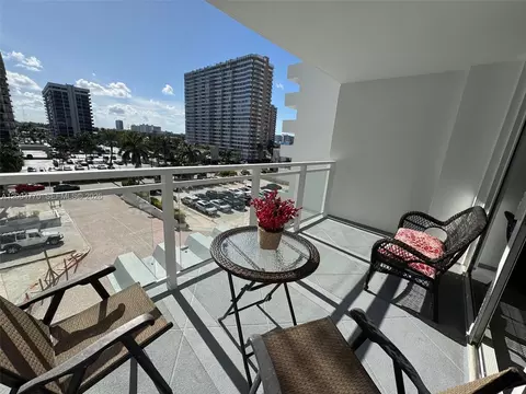 2030 S Ocean Dr #403, Hallandale Beach, FL 33009