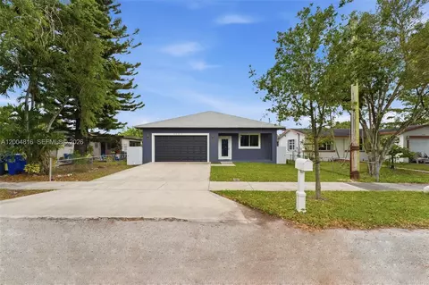 5628 Flagler St, Hollywood, FL 33023