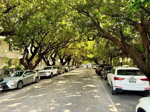 349 Meridian Ave #B202, Miami Beach, FL 33139
