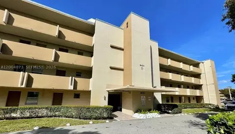 1401 NE 191st St #D201, Miami, FL 33179