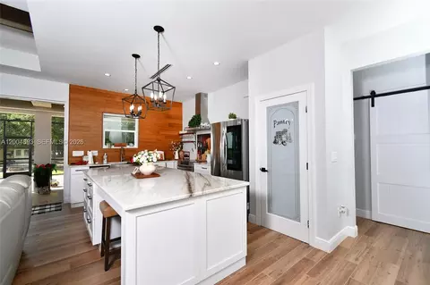 Kitchen - 7655 17th Pl, Labelle, FL 33935 photo 1 of 4