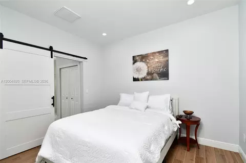 Bedroom - 7655 17th Pl, Labelle, FL 33935 photo 5 of 6
