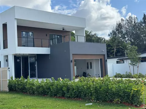 6449 SW 28th St, Miami, FL 33155