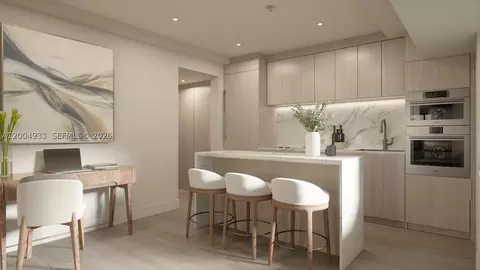 250 Collins Ave #105, Miami Beach, FL 33139