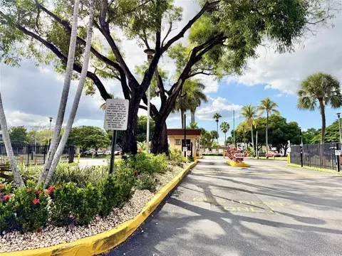 3361 NW 47th Ter #329, Lauderdale Lakes, FL 33319