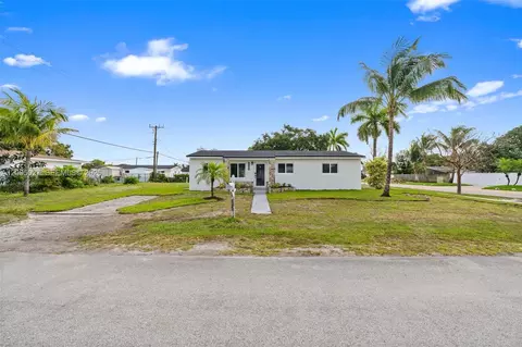 17501 NW 41st Ave, Miami Gardens, FL 33055 photo 2
