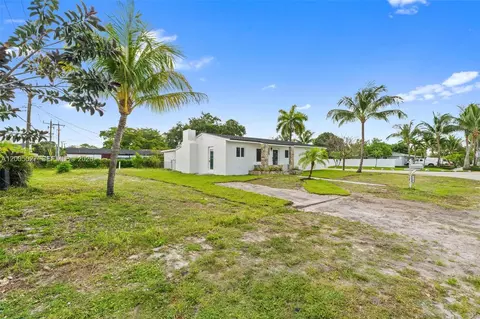 17501 NW 41st Ave, Miami Gardens, FL 33055 photo 4
