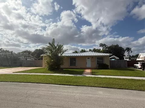 9411 SW 185th Ter, Cutler Bay, FL 33157