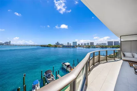 1135 103rd St #504, Bay Harbor Islands, FL 33154