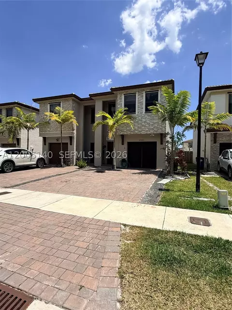 25441 SW 109th Ave, Homestead, FL 33032