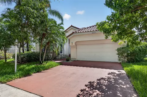 4033 Trenton Ave, Hollywood, FL 33026