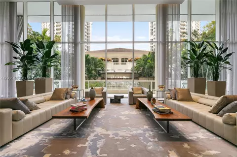 21150 Point Pl #LPH 2902, Aventura, FL 33180