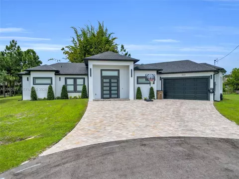3510 W 9th Ct, Lehigh Acres, FL 33971