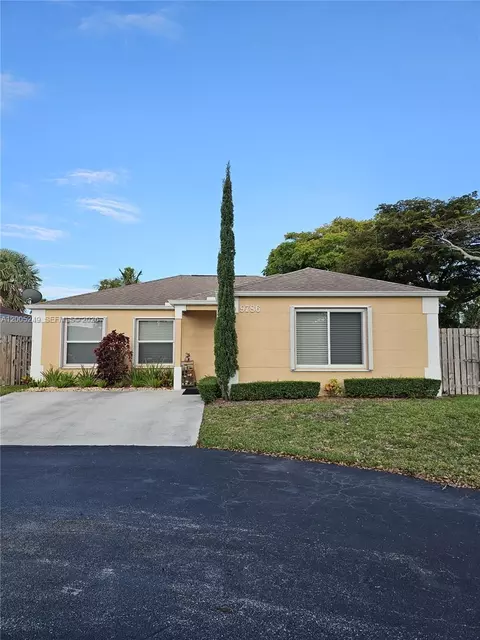 9786 SW 222nd Ter, Cutler Bay, FL 33190