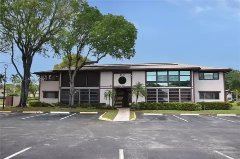 9955 N Belfort Cir #112, Tamarac, FL 33321