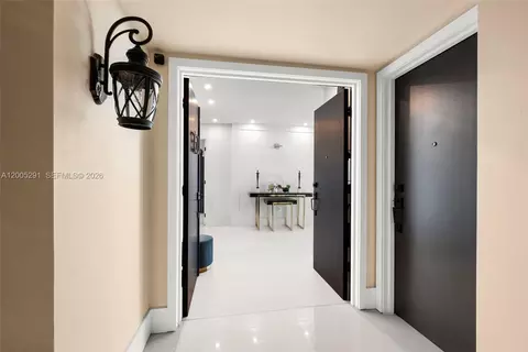 4300 N Ocean Blvd #15D, Fort Lauderdale, FL 33308