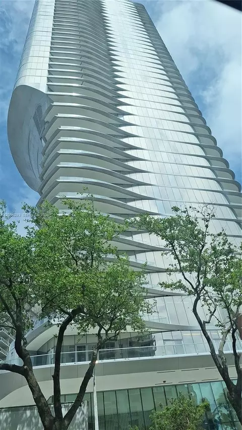 175 SE 25 Rd #2803, Miami, FL 33129