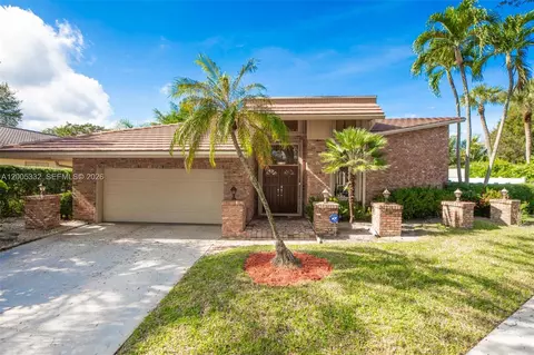 6481 Timber Ln, Boca Raton, FL 33433