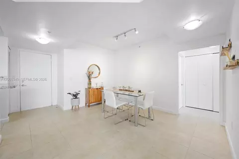 18800 NE 29th Ave #526, Aventura, FL 33180