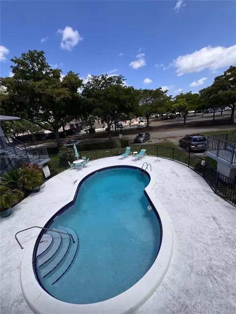 3510 Harrison St #12, Hollywood, FL 33021