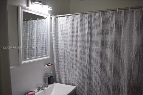 841 Hialeah Dr, Hialeah, FL 33010 photo 7