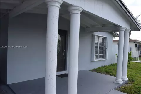 841 Hialeah Dr, Hialeah, FL 33010
