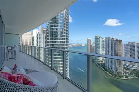 200 Biscayne Boulevard Way #3407, Miami, FL 33131