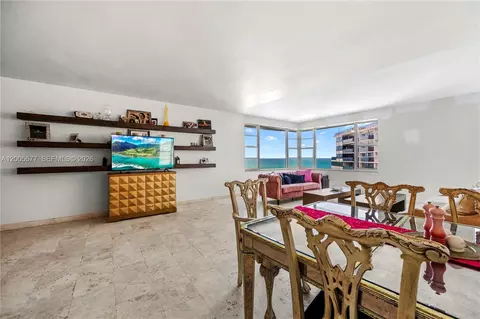 5255 Collins Ave #11A, Miami Beach, FL 33140