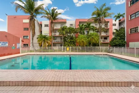 8401 NW 8 St #401, Miami, FL 33126