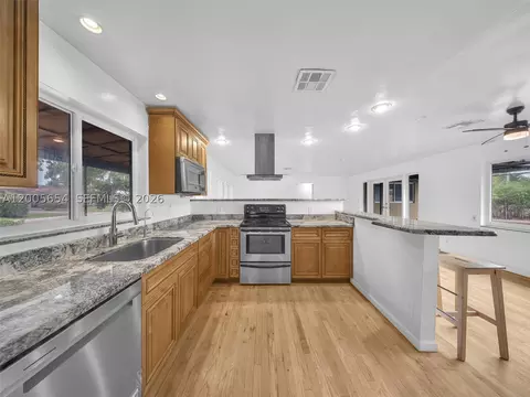 4401 NE 15th Ter, Oakland Park, FL 33334