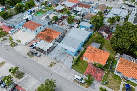 View/Area - 141 E 16th St, Hialeah, FL 33010 photo 3 of 7